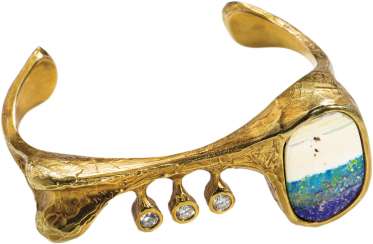 Gold bangle with Opal and diamonds Gold bangle with Opal and diamonds