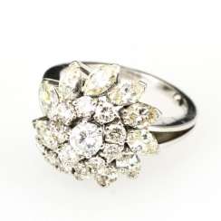 Ring with brilliants and diamonds Ring with brilliants and diamonds