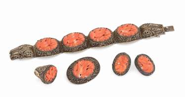 Coral Parure Coral Parure