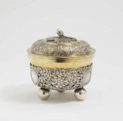 BOÎTE de Munich, vers 1700, Johann Georg Oxner BOÎTE de Munich, vers 1700, Johann Georg Oxner