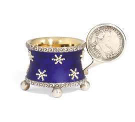A JEWELLED AND ENAMEL PARCEL-GILT SILVER CHARKA A JEWELLED AND ENAMEL PARCEL-GILT SILVER CHARKA