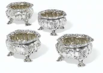 A SET OF FOUR GEORGE III SILVER SALT CELLARS A SET OF FOUR GEORGE III SILVER SALT CELLARS