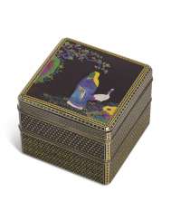 A FINE TWO-TIERED SOMADA INCENSE BOX (KOGO) A FINE TWO-TIERED SOMADA INCENSE BOX (KOGO)