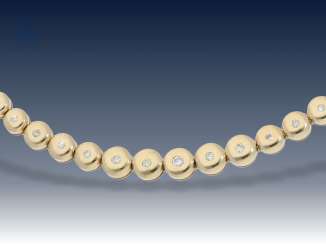 Kette/Collier: sehr hochwertiges, im Verlauf gearbeitetes vintage Brillant-Collier, ca. 0,5ct Kette/Collier: sehr hochwertiges, im Verlauf gearbeitetes vintage Brillant-Collier, ca. 0,5ct