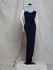 ALEXANDRA SHULMAN'S BLACK GOWN ALEXANDRA SHULMAN'S BLACK GOWN