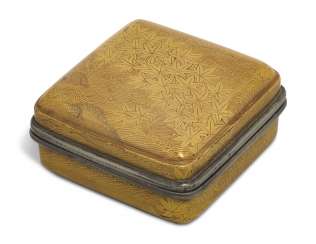 A SQUARE LACQUER INCENSE BOX (KOGO) WITH MAPLE LEAVES A SQUARE LACQUER INCENSE BOX (KOGO) WITH MAPLE LEAVES
