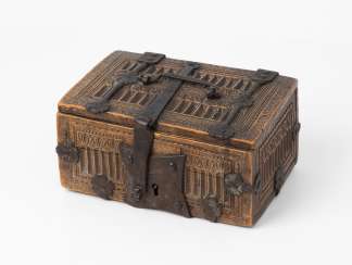 Gothic Minne Box Gothic Minne Box