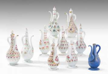 Lot: 10 Beykoz jugs with stoppers Lot: 10 Beykoz jugs with stoppers