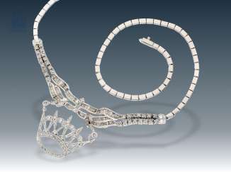 Chain/necklace: white gold, very unique vintage diamond necklace Chain/necklace: white gold, very unique vintage diamond necklace