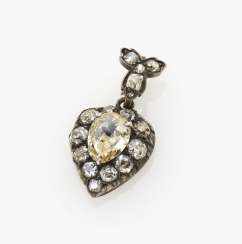 Heart pendant with diamonds Heart pendant with diamonds