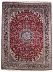 Signed Isfahan Medallion Carpet Central Persia Signed Isfahan Medallion Carpet Central Persia