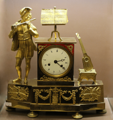 Mantel clock.France, XIX century. Mantel clock.France, XIX century.