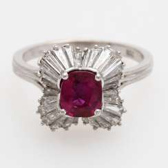 Ladies ring set with a fac. Rubin, Ladies ring set with a fac. Rubin,