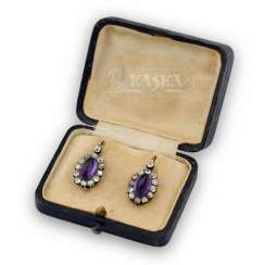 Boucles d'oreilles naturelles аметистами et diamants Boucles d'oreilles naturelles аметистами et diamants