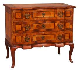Louis XVI chest of drawers with marquetry Louis XVI chest of drawers with marquetry
