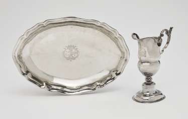 Helmet jug and basin Helmet jug and basin