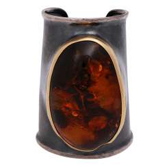 Bangle with a large amber, about 7,5x4,8 cm, Bangle with a large amber, about 7,5x4,8 cm,
