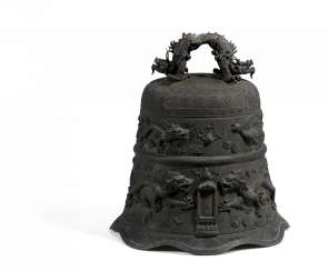 Große Glocke mit Drachen und Phönix Große Glocke mit Drachen und Phönix
