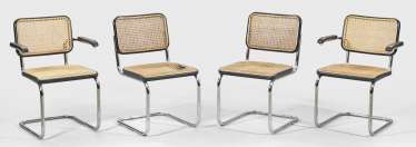 Четыре Bauhaus-консольные Marcel Breuer Четыре Bauhaus-консольные Marcel Breuer