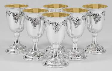 Six wine cups Six wine cups