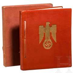 Gift book in a slipcase on the occasion of Mussolini's 1937 visit to Munich Gift book in a slipcase on the occasion of Mussolini's 1937 visit to Munich