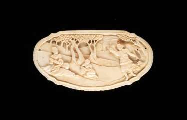KLEINES FIGÜRLICHES RELIEF KLEINES FIGÜRLICHES RELIEF
