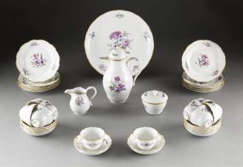 24-PIECE COFFEE SERVICE 'FLOWER PAINTING IN GREEN AND PURPLE' 24-PIECE COFFEE SERVICE 'FLOWER PAINTING IN GREEN AND PURPLE'