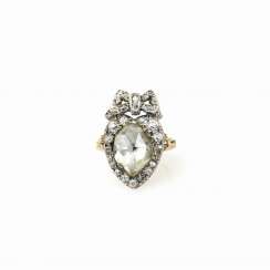 Antique heart shaped ladies ring Antique heart shaped ladies ring