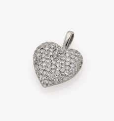 Heart pendant with diamonds Heart pendant with diamonds