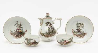 Jug and two cups with saucers Meissen, around 1765 Jug and two cups with saucers Meissen, around 1765