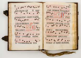 Monumental hand-written antiphonary - - Monumental hand-written antiphonary - -