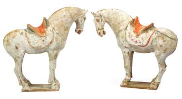 Couple of horses from Earthenware with remains of colour version Couple of horses from Earthenware with remains of colour version