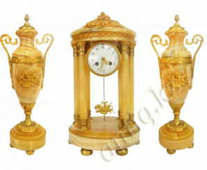 The fireplace set is made of honey onyx The fireplace set is made of honey onyx