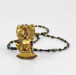 Necklace with pendant Necklace with pendant