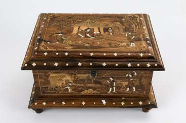 Richly inlaid box Richly inlaid box