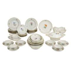 MEISSEN dinner service for 6 persons, German flower Neumarseille', 20. Century MEISSEN dinner service for 6 persons, German flower Neumarseille', 20. Century