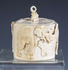 Lid box Lid box