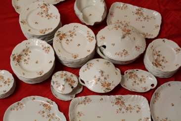 Table service Kornilov Brothers for 12 persons Table service Kornilov Brothers for 12 persons