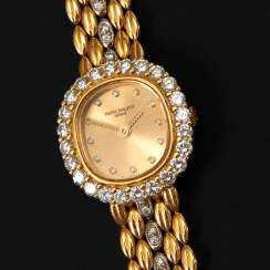 Schwere Damenarmbanduhr Schwere Damenarmbanduhr