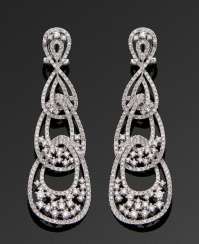 Pair of extravagant brilliant drop earrings Pair of extravagant brilliant drop earrings