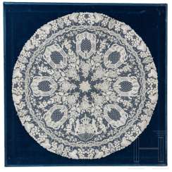 King Ludwig II of Bavaria - a round doily made of the finest bobbin lace for a side table, around 1870 King Ludwig II of Bavaria - a round doily made of the finest bobbin lace for a side table, around 1870