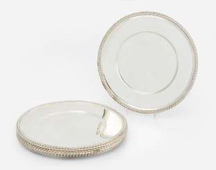 Lot: 7 presentation plates Lot: 7 presentation plates