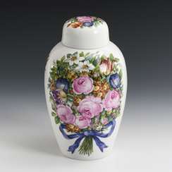 Deckelvase avec Blumenmalerei Deckelvase avec Blumenmalerei
