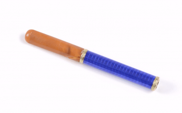 Cigarette holder gold 56 zolotniks (583 milliseconds),... Cigarette holder gold 56 zolotniks (583 milliseconds),...