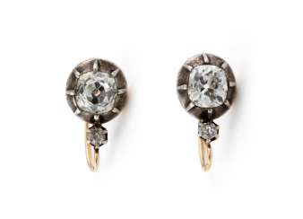 HISTORICAL EARRINGS HISTORICAL EARRINGS