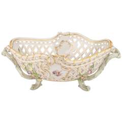 KPM large basket bowl, 20. Century. KPM large basket bowl, 20. Century.