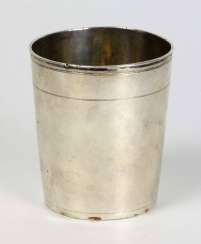 Silver beaker, Augsburg, around 1670 Silver beaker, Augsburg, around 1670