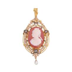 Magnificent Historicist Brooch/Pendant Magnificent Historicist Brooch/Pendant