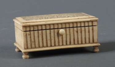 Petit Cercueil de la Chine, vers 1900/précoce de 20 Petit Cercueil de la Chine, vers 1900/précoce de 20