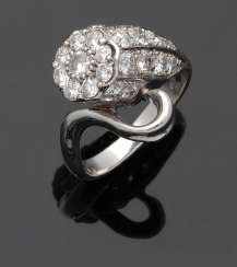 Extravaganter Diamantring Extravaganter Diamantring